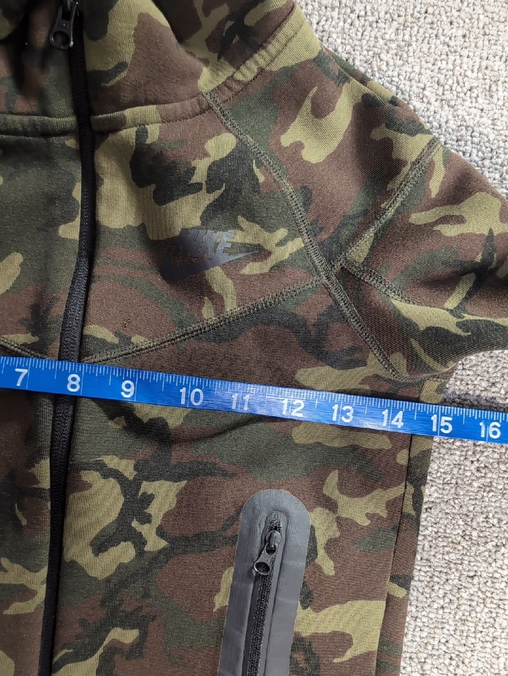 Nike Tech Fleece Camo Hoodie & Joggers Set Hoodie XS Joggers Small - Picture 13 of 16